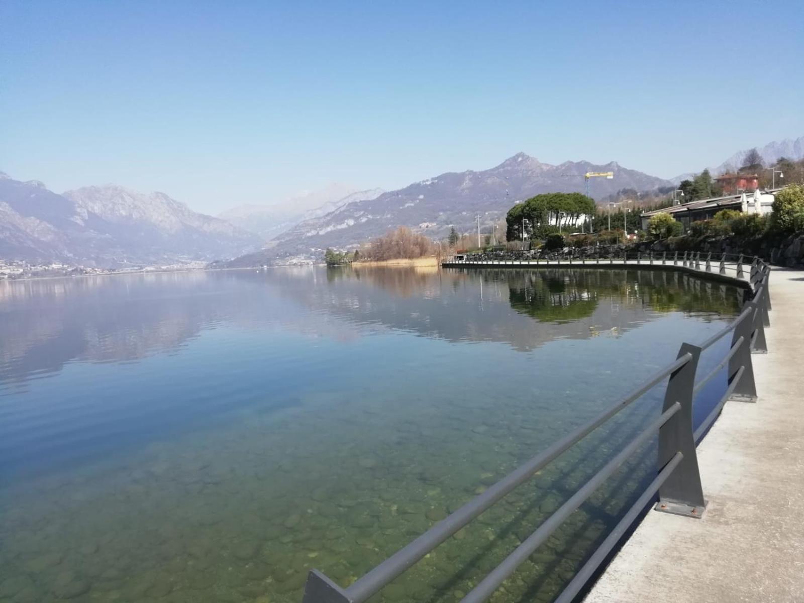 לינה וארוחת בוקר Oggiono La Poesia Del Lago מראה חיצוני תמונה